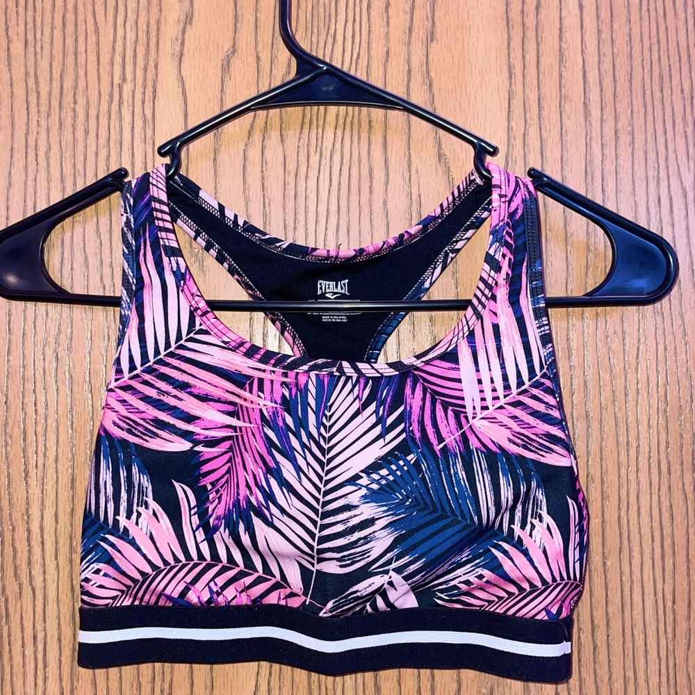 Cute, fun Everlast sports bra